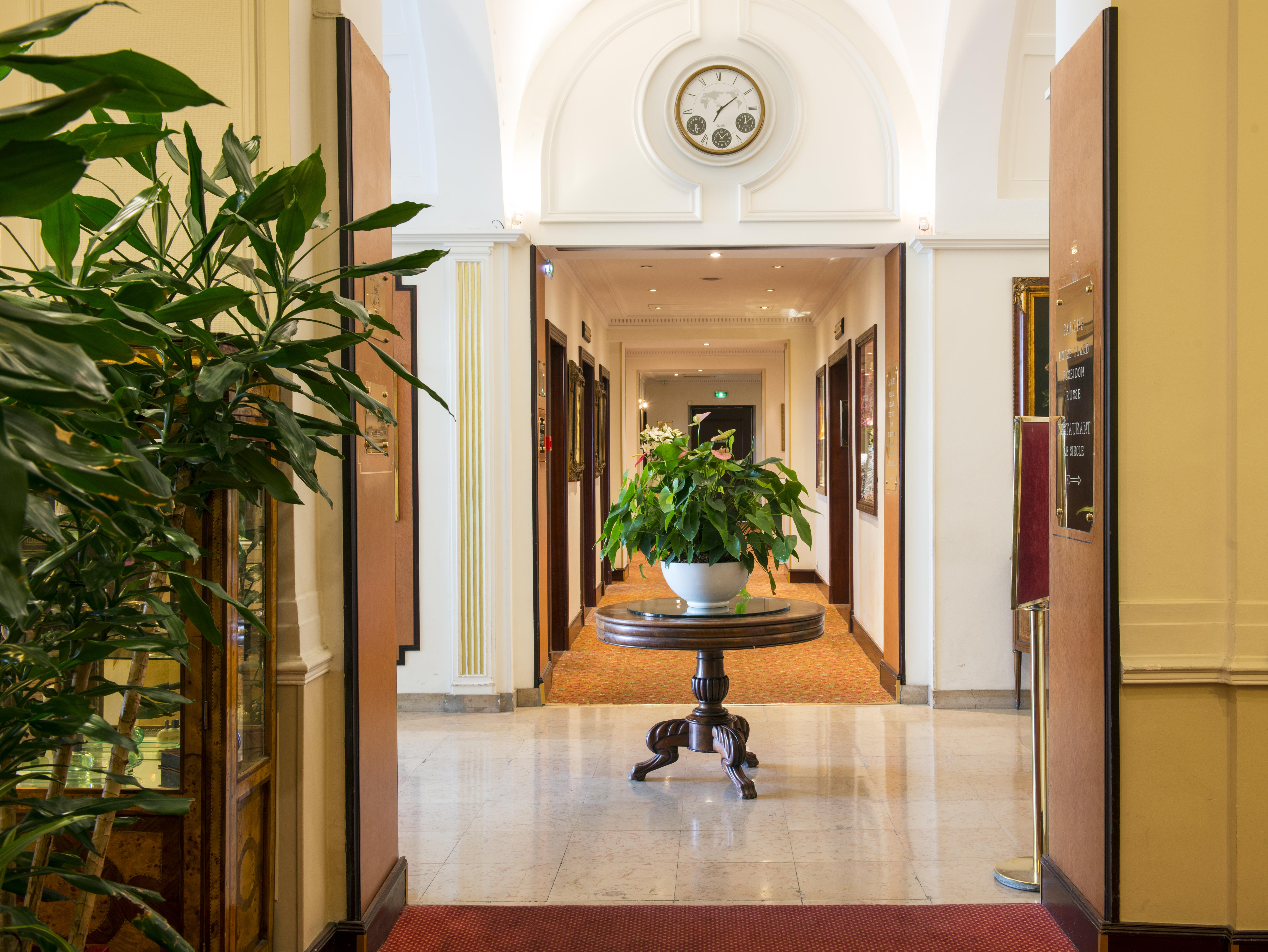 West End Promenade 4* Niza