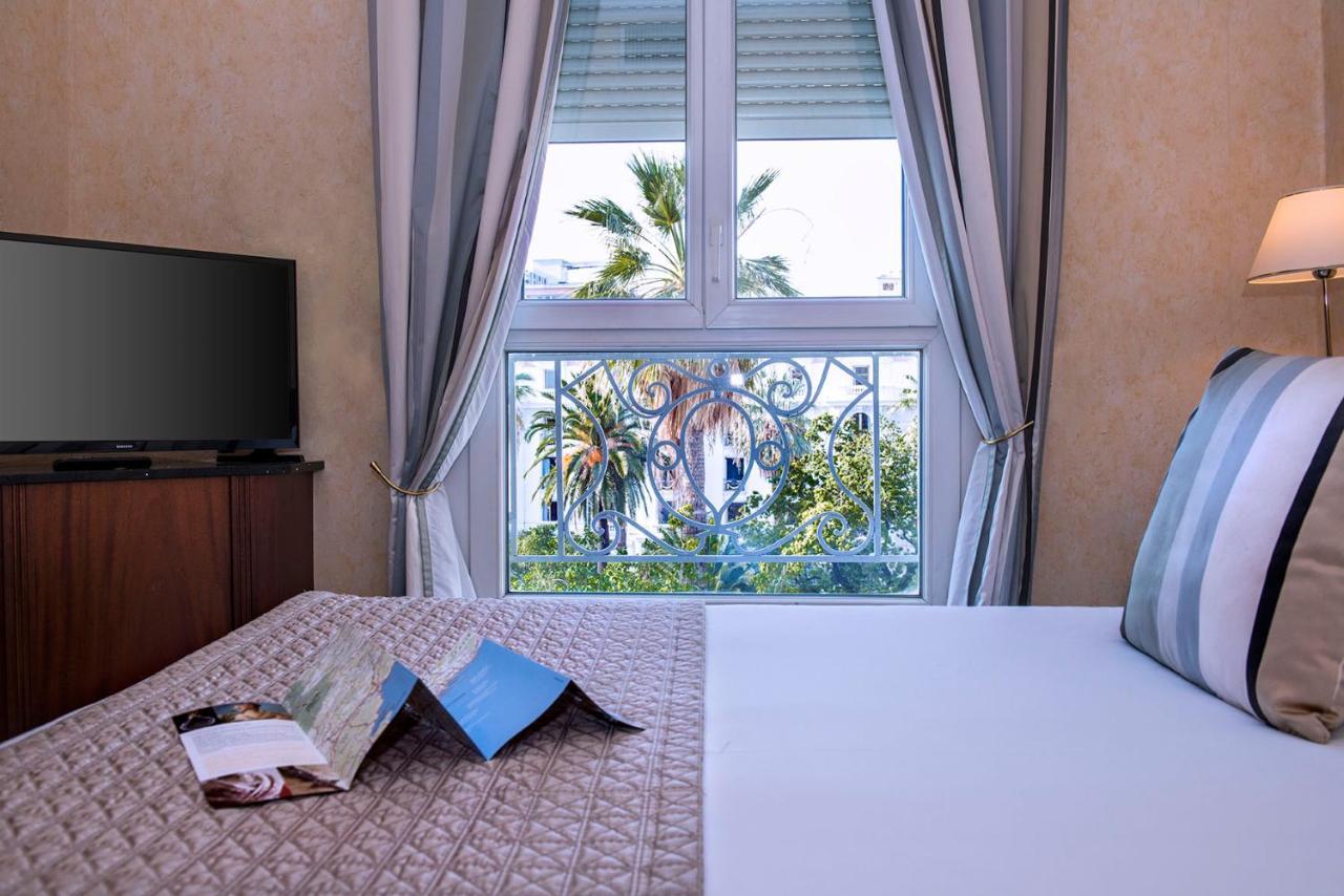 West End Promenade Hotel