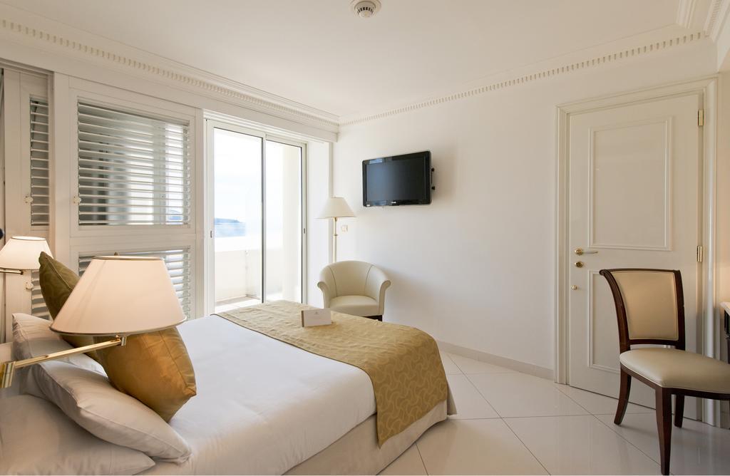 West End Promenade 4* Nice